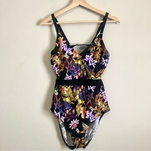 Fig leaves One Piece Swimsuit Size 34DD Black Floral
